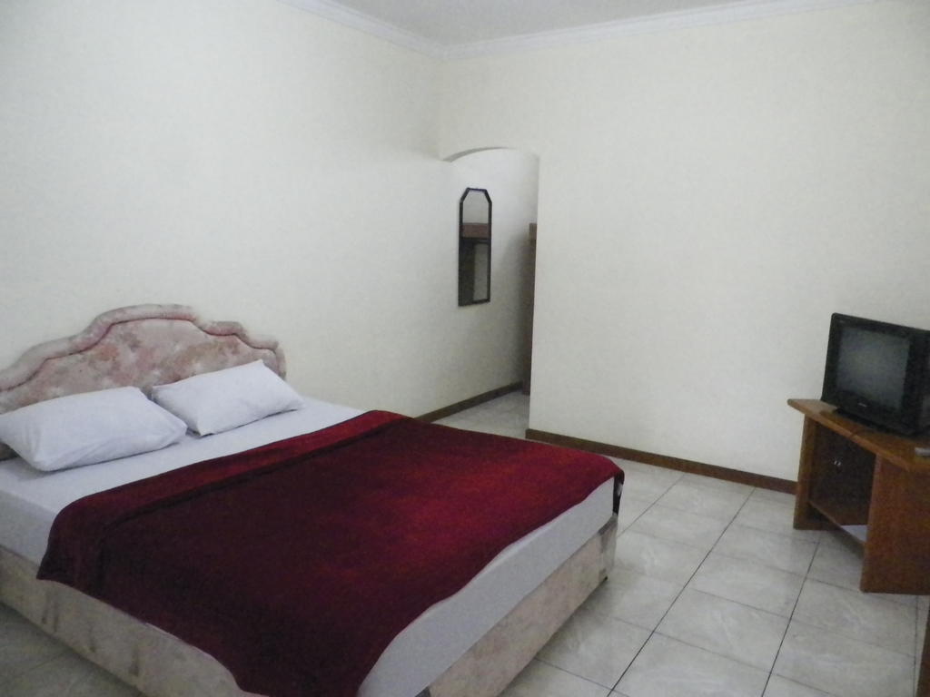 Hotel Puspa Sari Redpartner Ciater Quarto foto